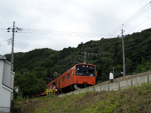 山根踏切