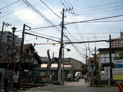 江ノ島駅の踏切