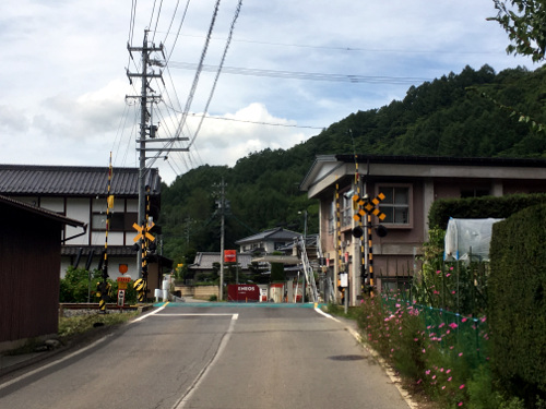 下通り踏切